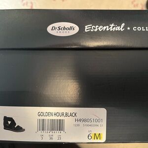 Women’s size 6 wedge sandal, wore once